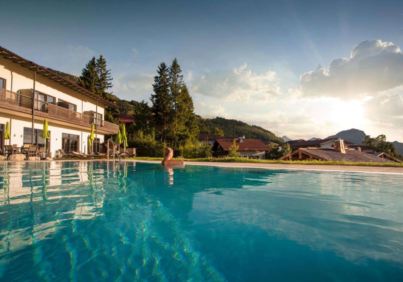 Alpin Lodges - Moderne Appartements Mit Zugang Zu 3000 Qm Spa Panoramahotel Oberjoch Bad Hindelang Exterior foto